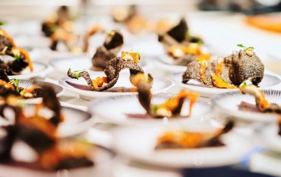 Kroepoek amuse - culinaire trends 2024