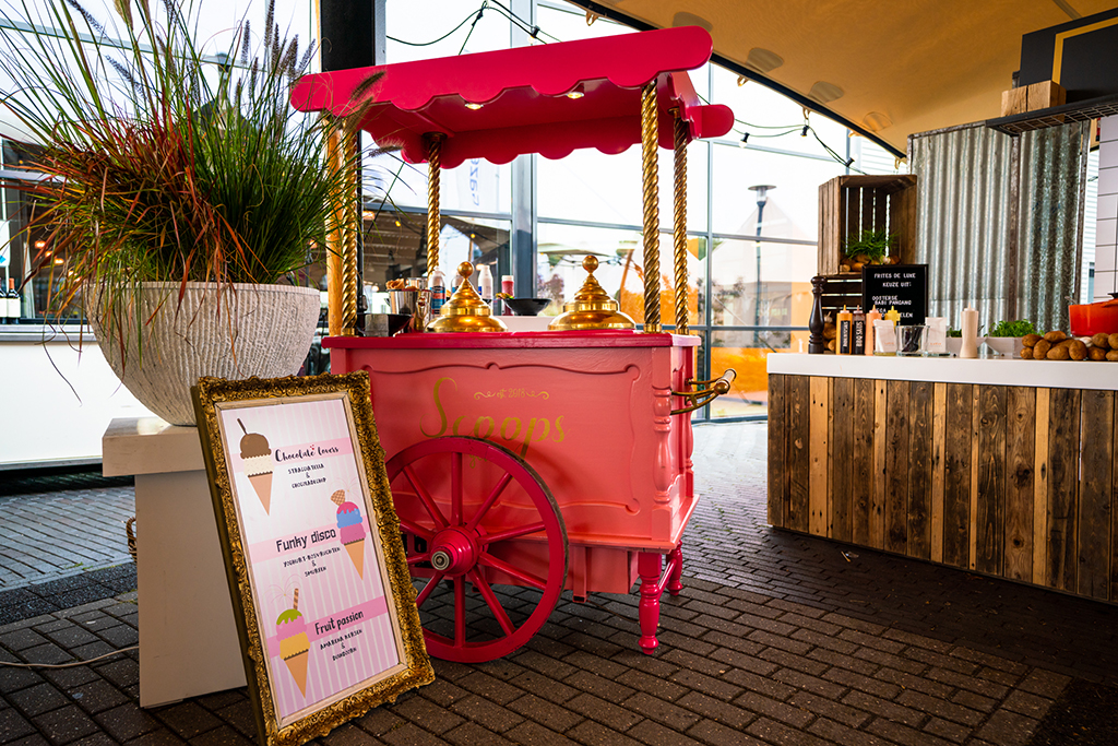 Scoops ijscokar Scoops ijscokar