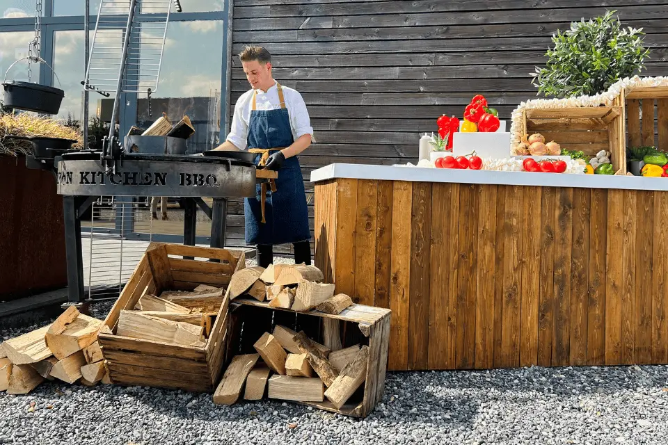 Iron BBQ Kitchen met live cooking tijdens zakelijk event